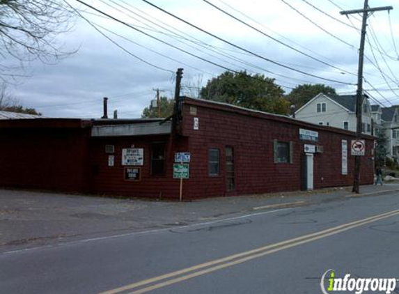 Toms Auto Body - Woburn, MA