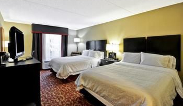 Hampton Inn & Suites Memphis East - Memphis, TN