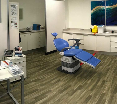 Custom Denture Clinic - Caloundra, QLD. Highest Level Of Denture Care