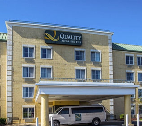 Quality Inn & Suites CVG Airport - Erlanger, KY