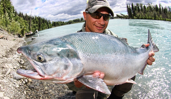 Alaska's Kenai Cache Outfitters - Cooper Landing, AK