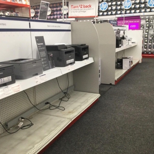 Staples - Massapequa, NY