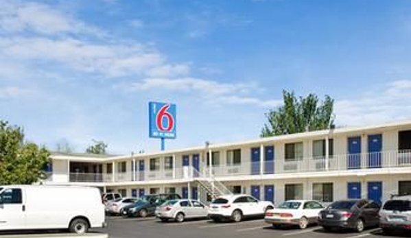 Motel 6 - Fife, WA