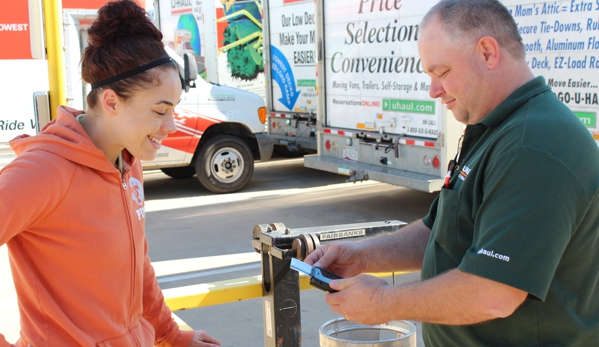 U-Haul Moving & Storage of Denton - Denton, TX