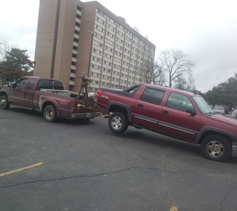 Junk Car Cash Salvage Towing - Dearborn, MI