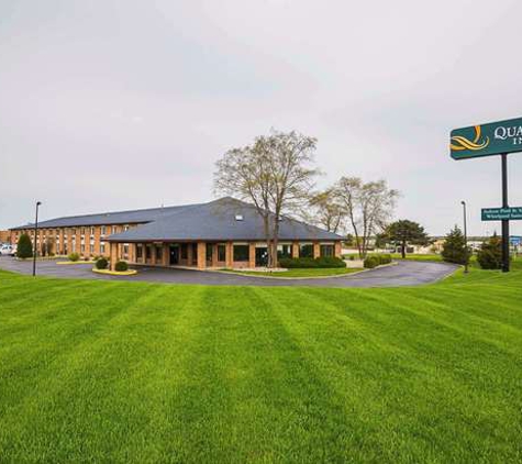 Comfort Inn - Waverly IA Hotel - Waverly, IA