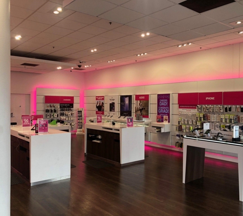 T-Mobile - San Diego, CA