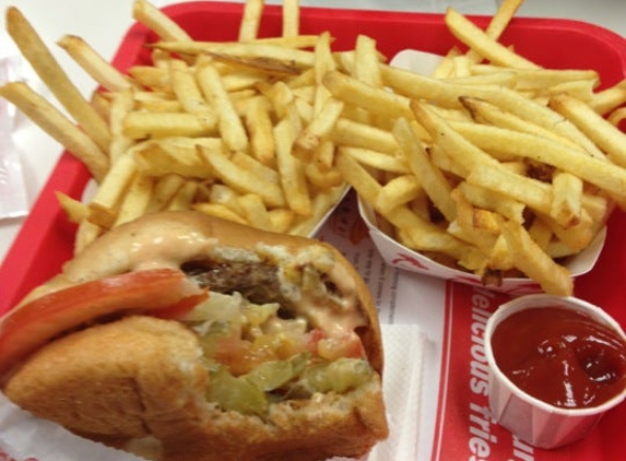 In-N-Out Burger - Arroyo Grande, CA