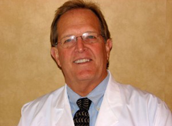 Donnie K Dean, DDS - Knoxville, TN