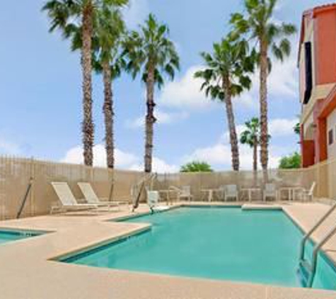 Super 8 by Wyndham Tucson/Grant Road Area AZ - Tucson, AZ