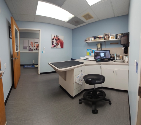 VCA Silver Lakes Animal Hospital - Pembroke Pines, FL