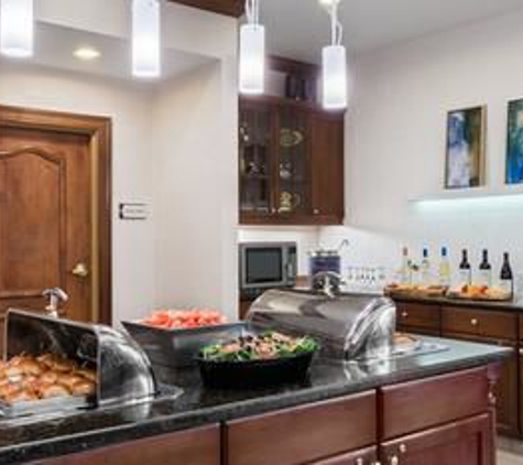 Homewood Suites by Hilton Buffalo-Amherst - Buffalo, NY