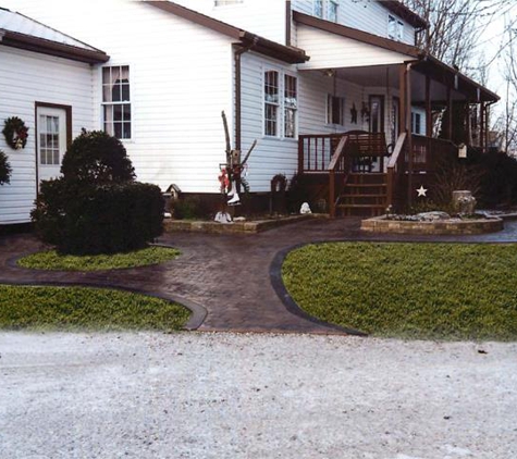 Country Lane Hardscapes L.L.C. - Syracuse, IN