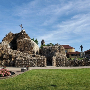 Shrine of the Grotto of the Redemption - West Bend, IA