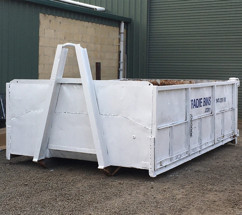 Tradie Bins - Geilston Bay, TAS. Standard skip bin TB038 7.6m3 L 3.61m x W 2.14m x H 0.99m.