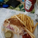 Minnie's Beach Cafe - American Restaurants