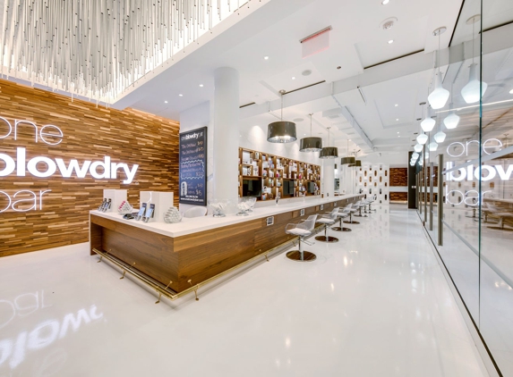 oneblowdrybar (Macys Herald Square) - New York, NY