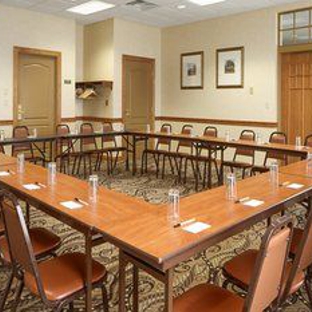 Country Inns & Suites - Cuyahoga Falls, OH