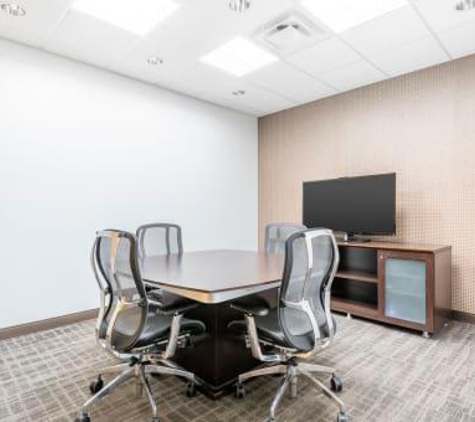 Regus - Greenwood Village - Tuscany Plaza - Greenwood Village, CO