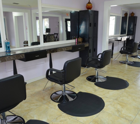 Glass Slipper Beauty Salon - Lake City, FL