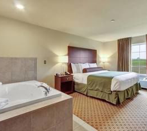 Cobblestone Inn & Suites - Waynesboro, PA