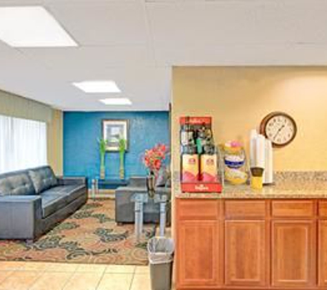 Days Inn Denton - Denton, TX