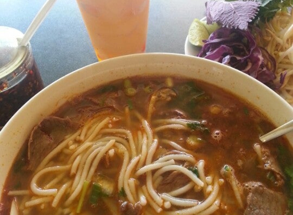 Pho Quynh - Lake Forest, CA