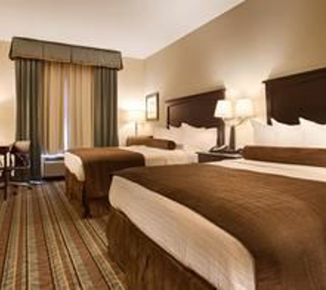 Best Western Plus Chain of Lakes Inn & Suites - Leesburg, FL