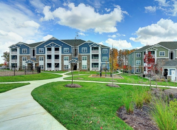 Oasis at Montclair Apartments - Dumfries, VA