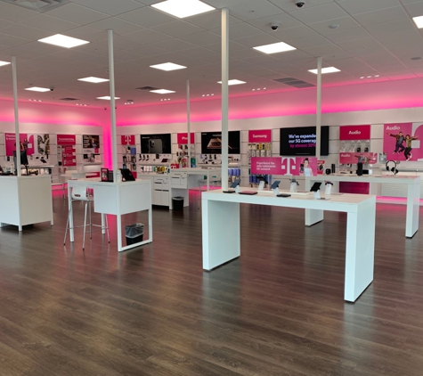 T-Mobile - Tampa, FL