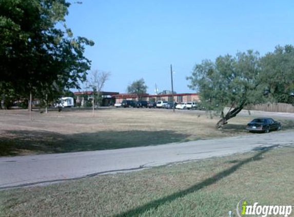 Elm Fork Care Center - Carrollton, TX