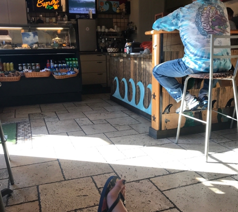 Cafe Surfinista - Cocoa Beach, FL