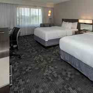 Courtyard by Marriott - Lakeland, FL