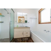 Gallery Image Number 5