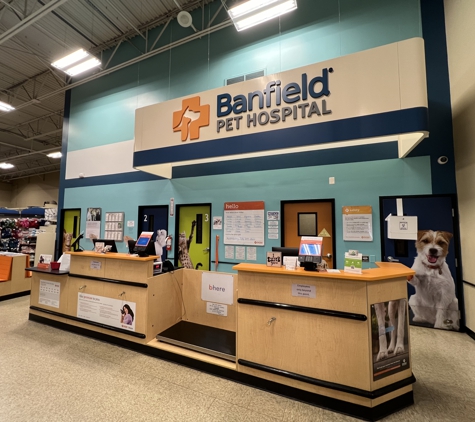 Banfield Pet Hospital - Fairfax, VA