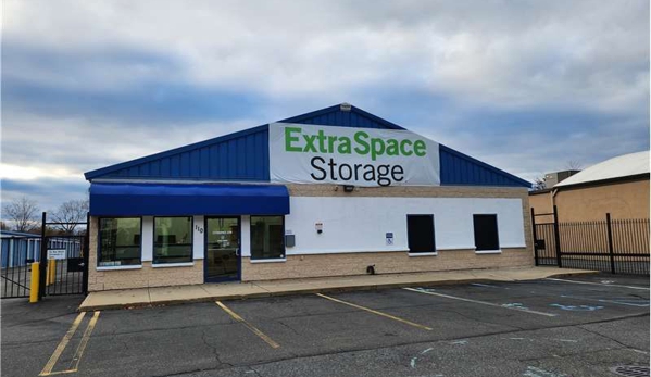 Extra Space Storage - Bay Shore, NY