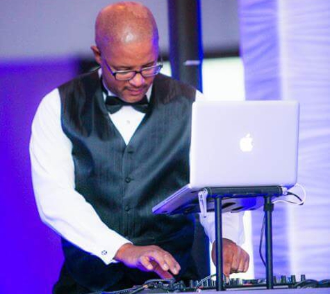 Becks Entertainment & DJ Services - San Diego, CA