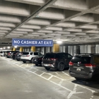 LAZ Parking - 400 E Pratt Street Garage