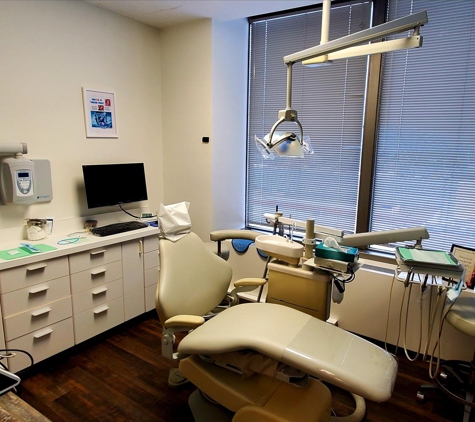 Periodontal & Implant Specialties - Chicago, IL