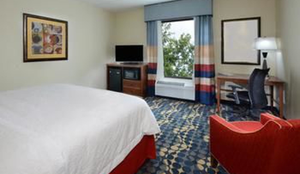 Hampton Inn & Suites Lynchburg - Lynchburg, VA