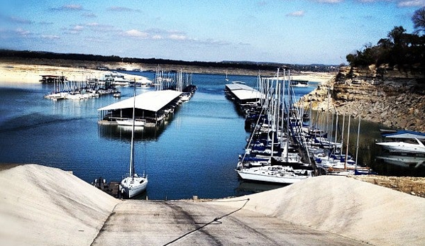 Sail & Ski Yacht Club & Marina - Austin, TX