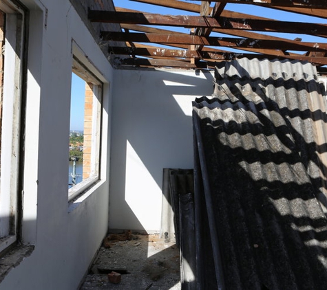 Debuild - Port Elliot, SA