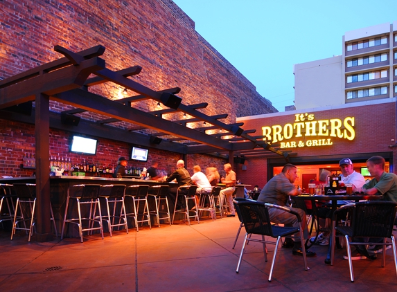 It's Brothers Bar & Grill - Denver, CO