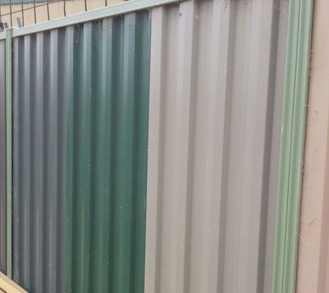 Metropolitan Fencing And Gates Pty Ltd - Tarneit, VIC. A Superior Fencing Service