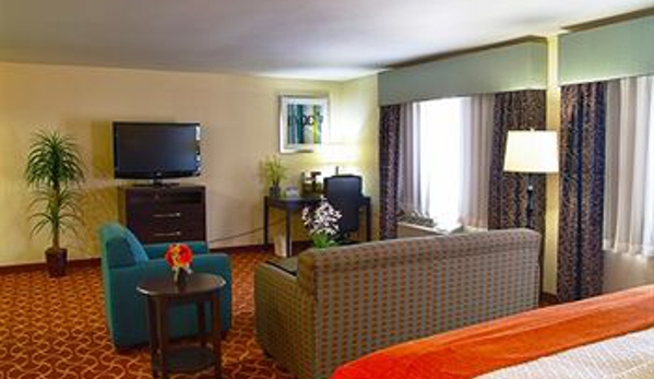 Blue Cypress Hotel - Arlington, TX