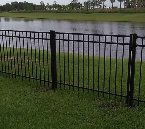 Fence & Gate Plus. Aluminum Fence
Beauty & Security
