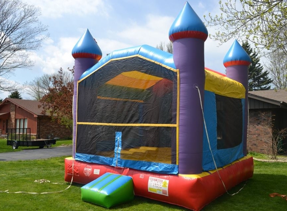 Backyard Bouncers Rental Company LLC - Racine, WI