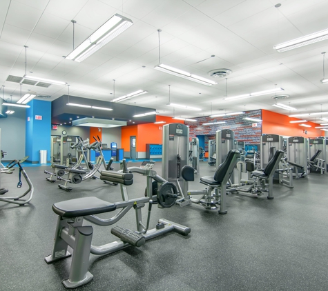 Blink Fitness - Jamaica, NY