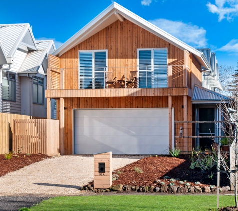 TOM TAYLOR BUILDING - Port Fairy, VIC