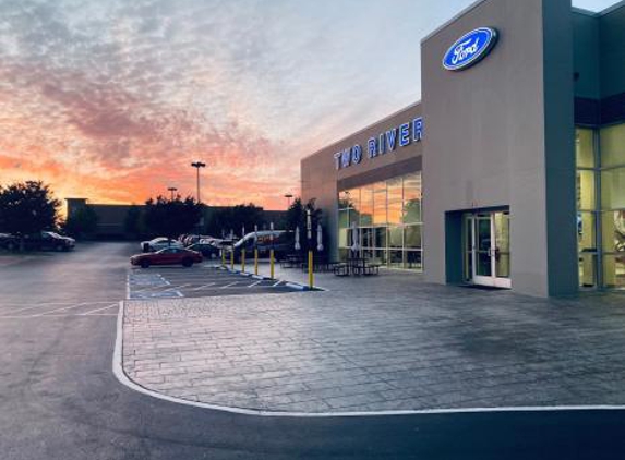 Two Rivers Ford Inc - Mount Juliet, TN